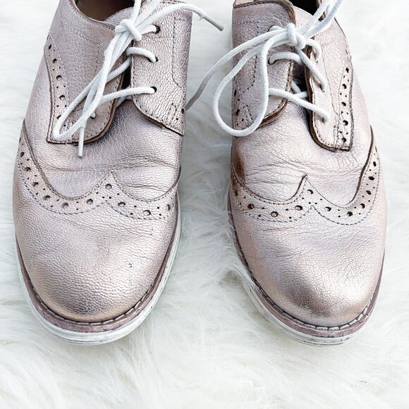 Cole Haan Original Grand Rose Gold Metallic Wingtip Oxford Sneaker - Picture 3 of 8